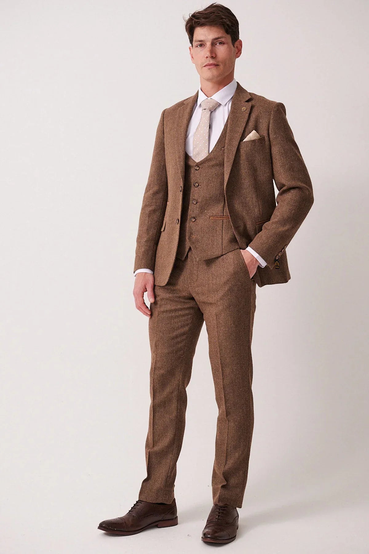 Marc Darcy – Sakko Dean Tan Tweed