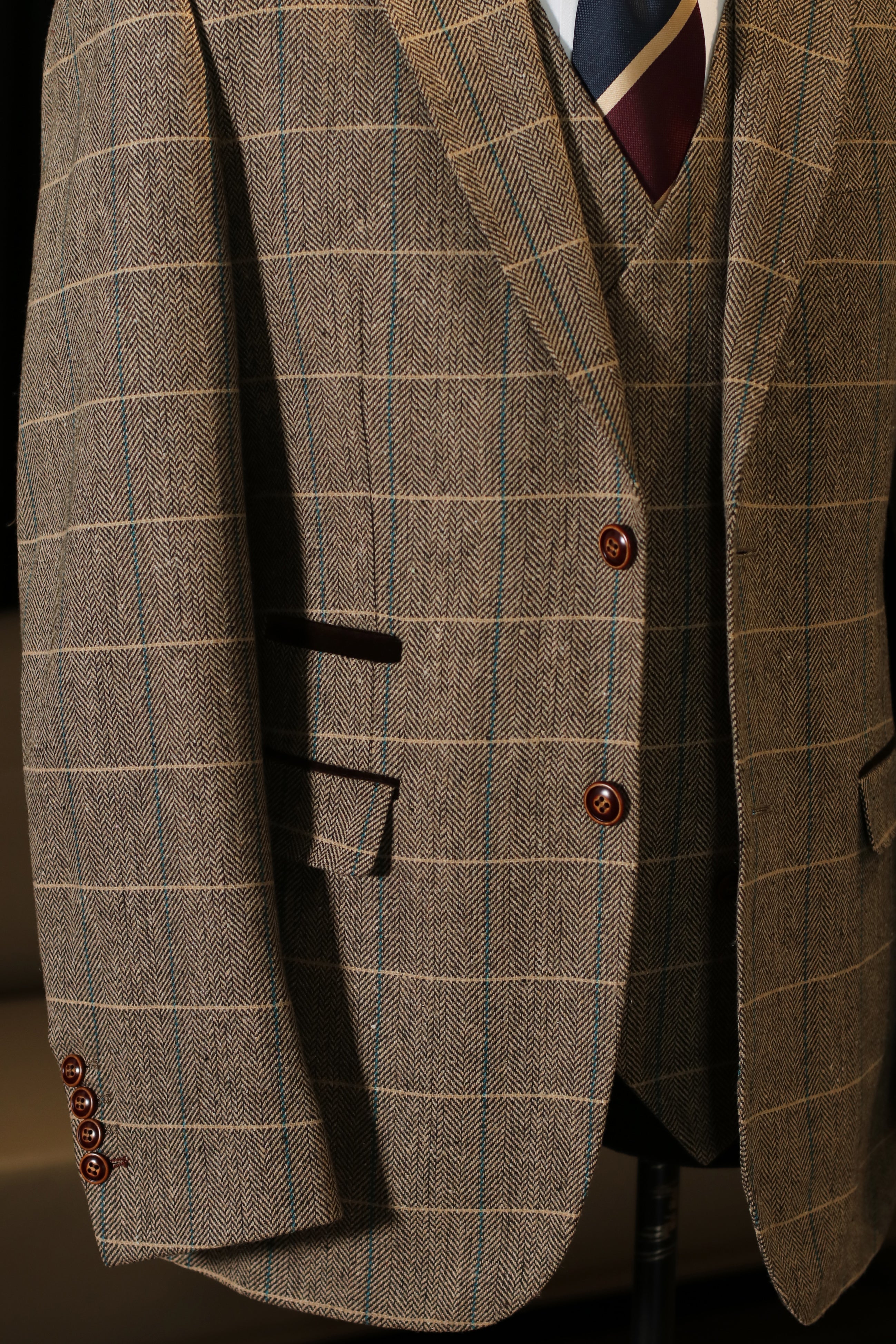 CASTLESON Baron - Dreiteiliger Herrenanzug Braun