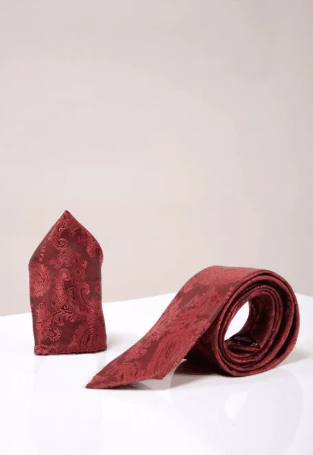 Marc Darcy Gentlemen’s Set weinrot mit Krawatte
